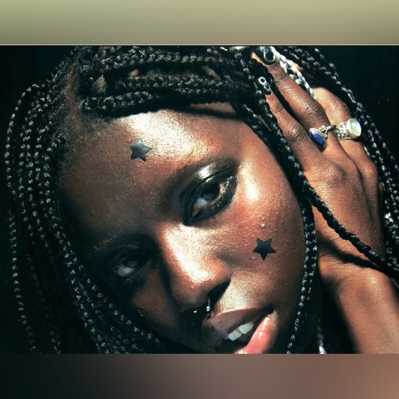 Starface Black Star Acne Patches - Picture 8 of 12